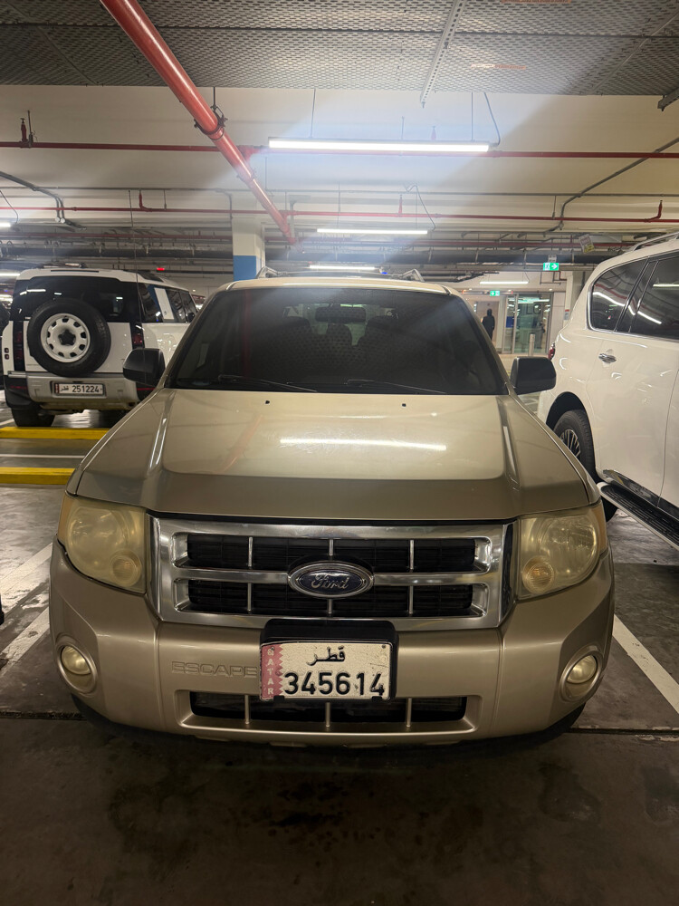XLT - Ford Escape - 1