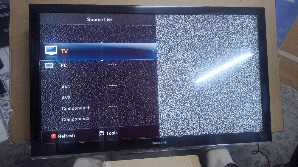 TVs - 8