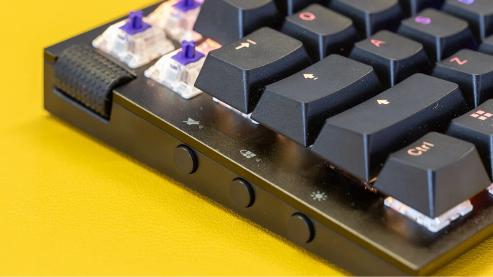 NZXT Gaming keyboard  - 3
