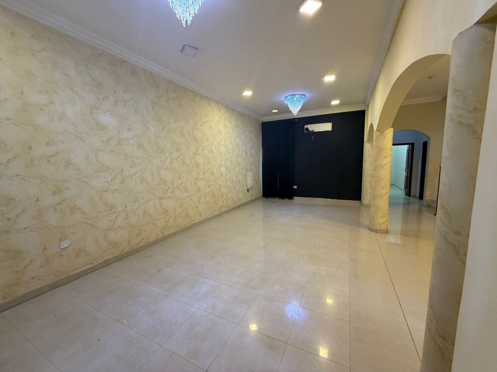 Villa for rent in Ain Khaled - 4