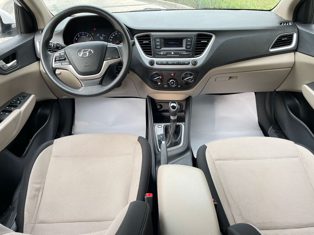 Hyundai Accent 2021 - 12