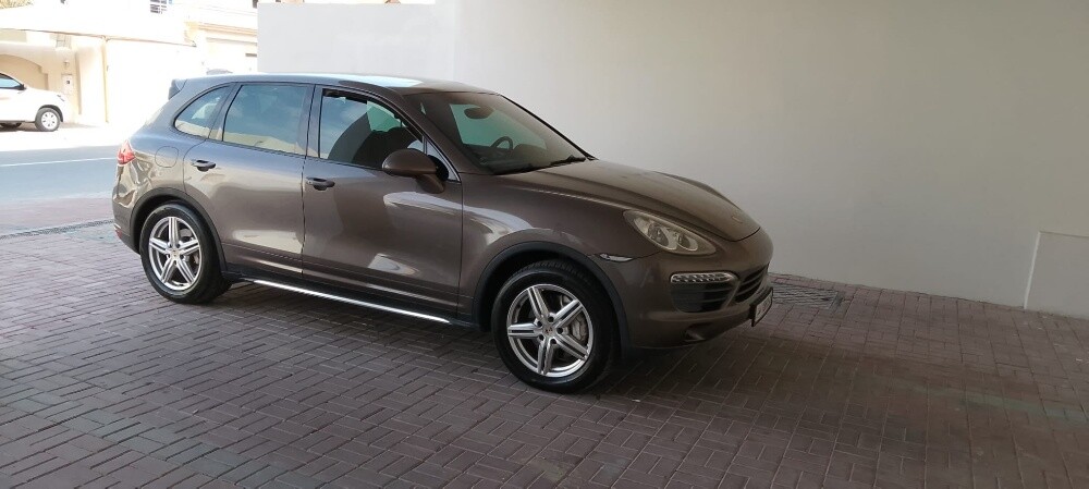 porche cayyene S V 8 - 2