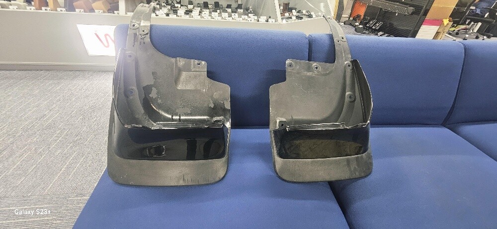 mud flap land cruiser 2019 - 1