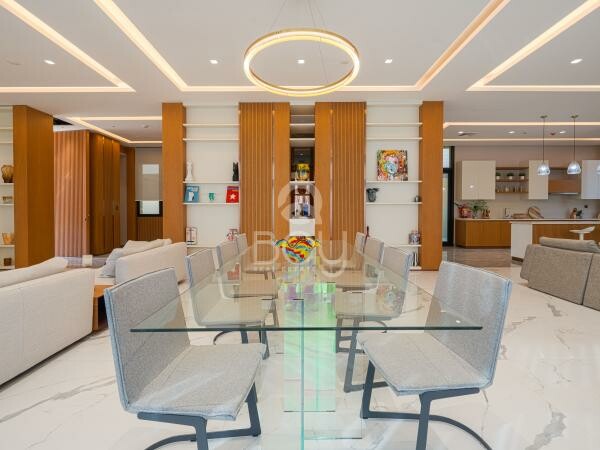 LUXURY VILLAS FOR SALE - 6