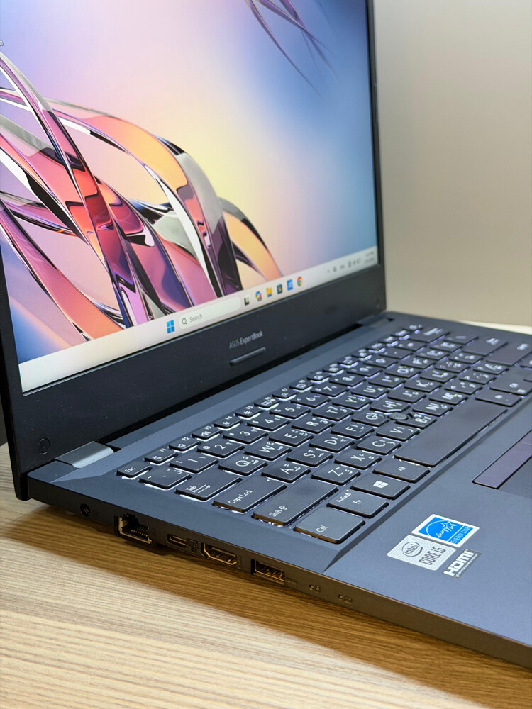 Asus ExpertBook - 5