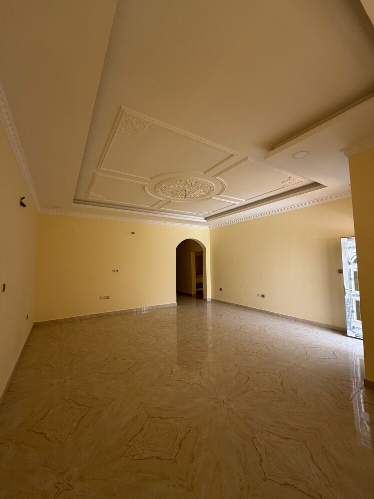 للبيع عمارة فريج كليب - 2
