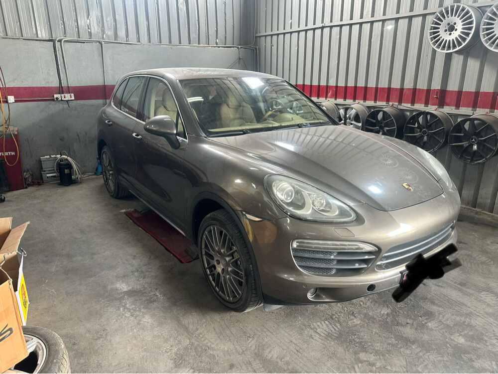 Porsche Cayenne s - 1
