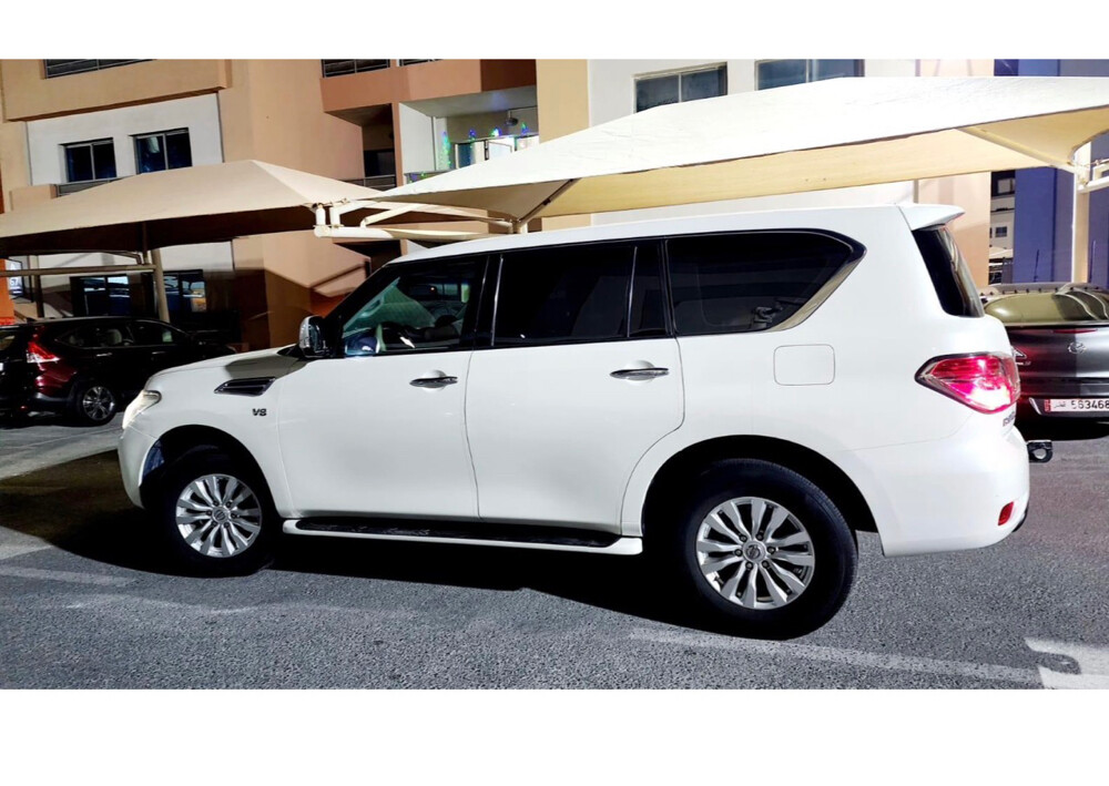 2016 Nissan Patrol SE. Excellent - 11