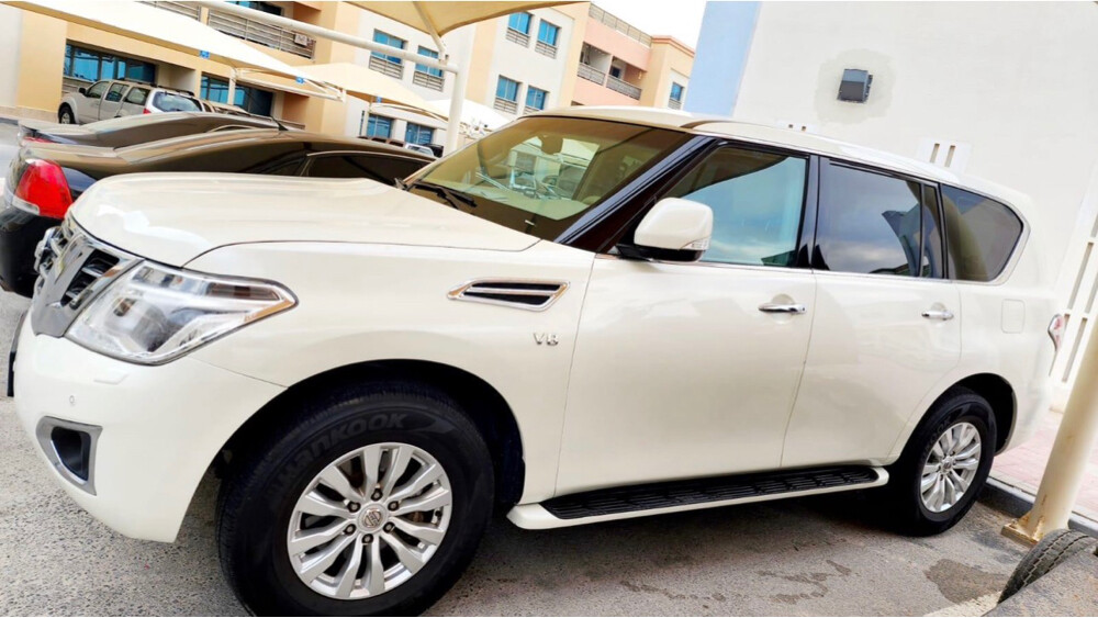 2016 Nissan Patrol SE. Excellent - 1