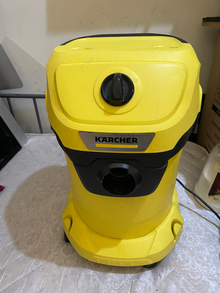 karcher wet and dry machine - 1