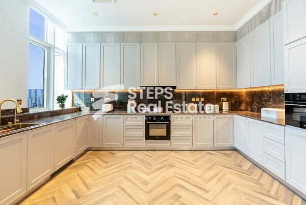 Penthouse for Sale with City View - 6