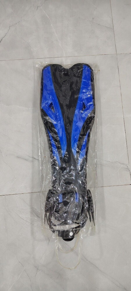 Swim  Fins / Flippers - 1