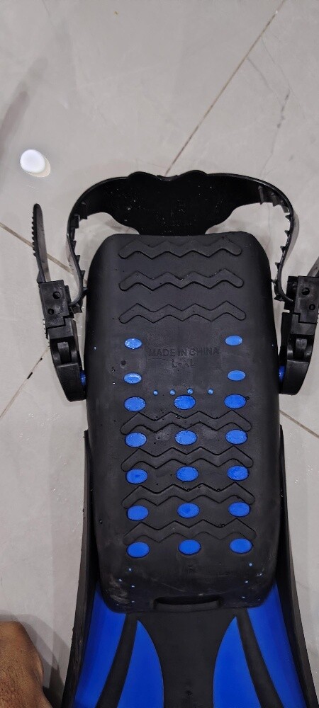 Swim  Fins / Flippers - 4