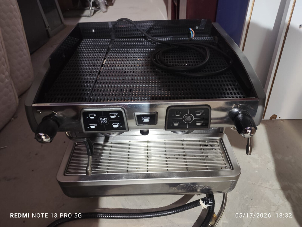 Italian coffee machine, two Grop  - 3
