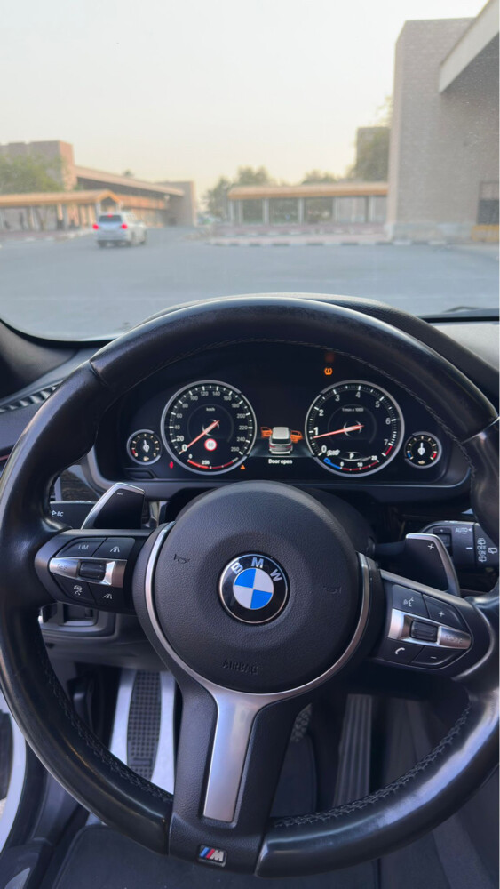 بي ام دبليو - 6