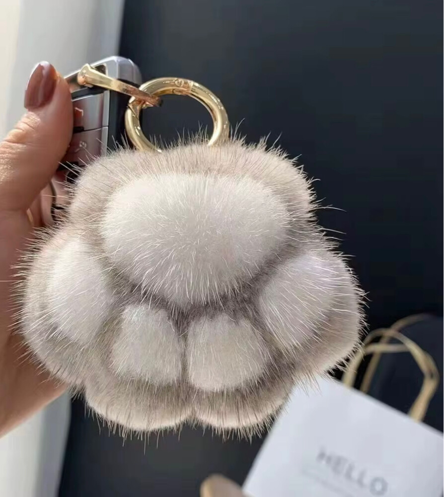 Bear Paw Fur Keychain - 5