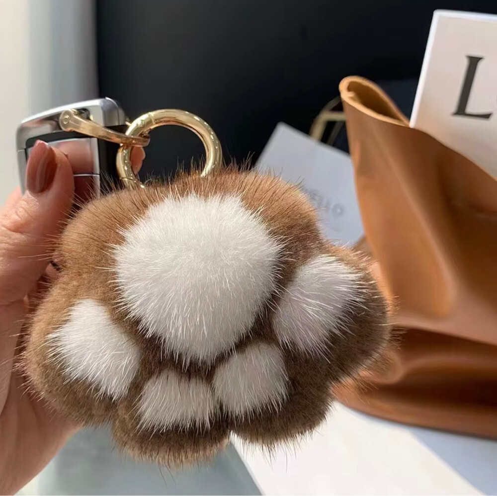 Bear Paw Fur Keychain - 4