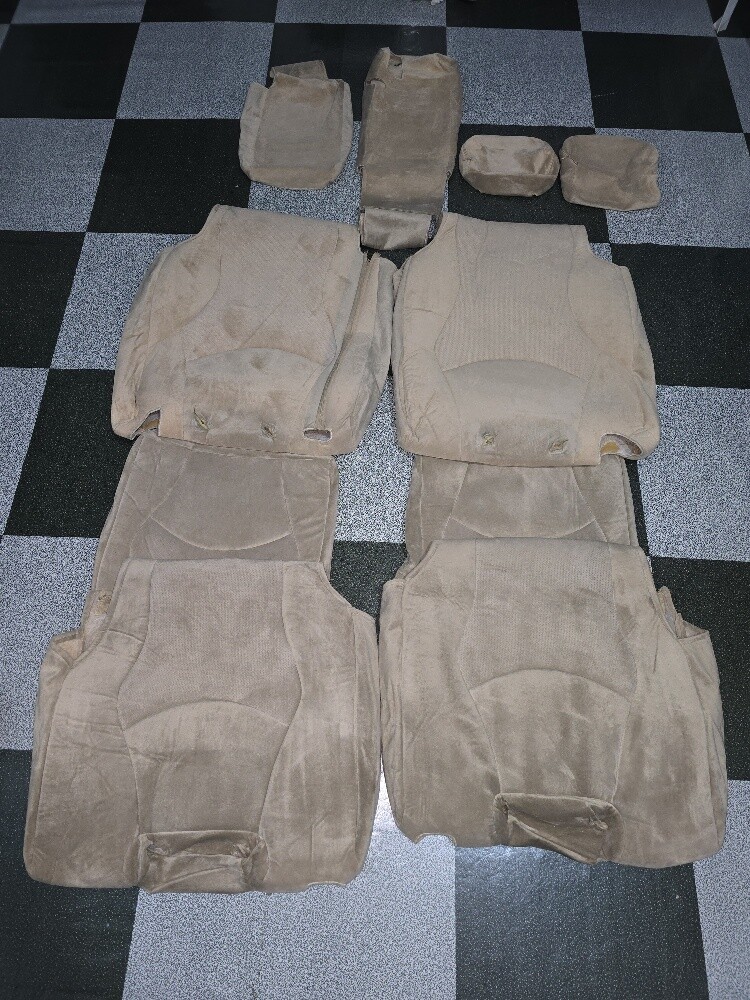 Toyota prado seats cover available - 1