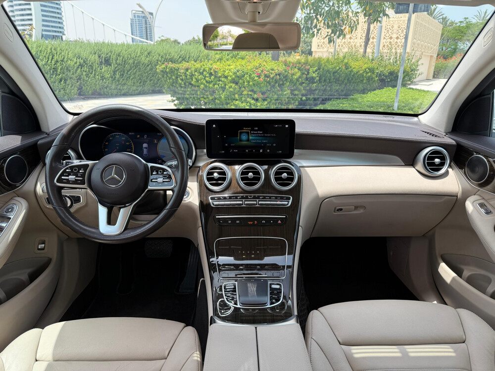 GLC 300 2020 - 10