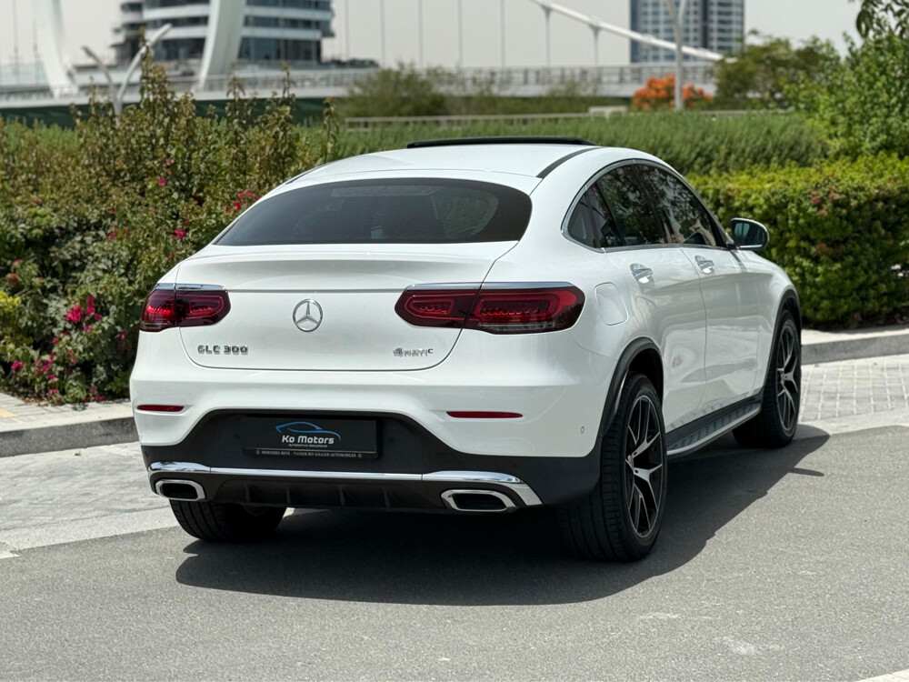 GLC 300 2020 - 3