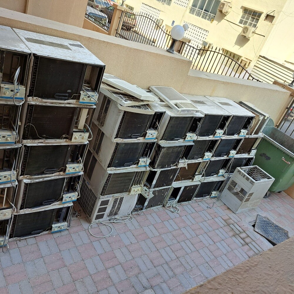 هذا الرجل عبارة عن خردة، واحد في - 4
