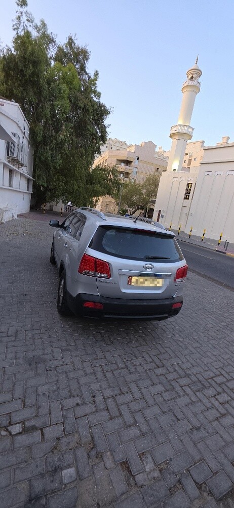 KIA SORENTO - 2