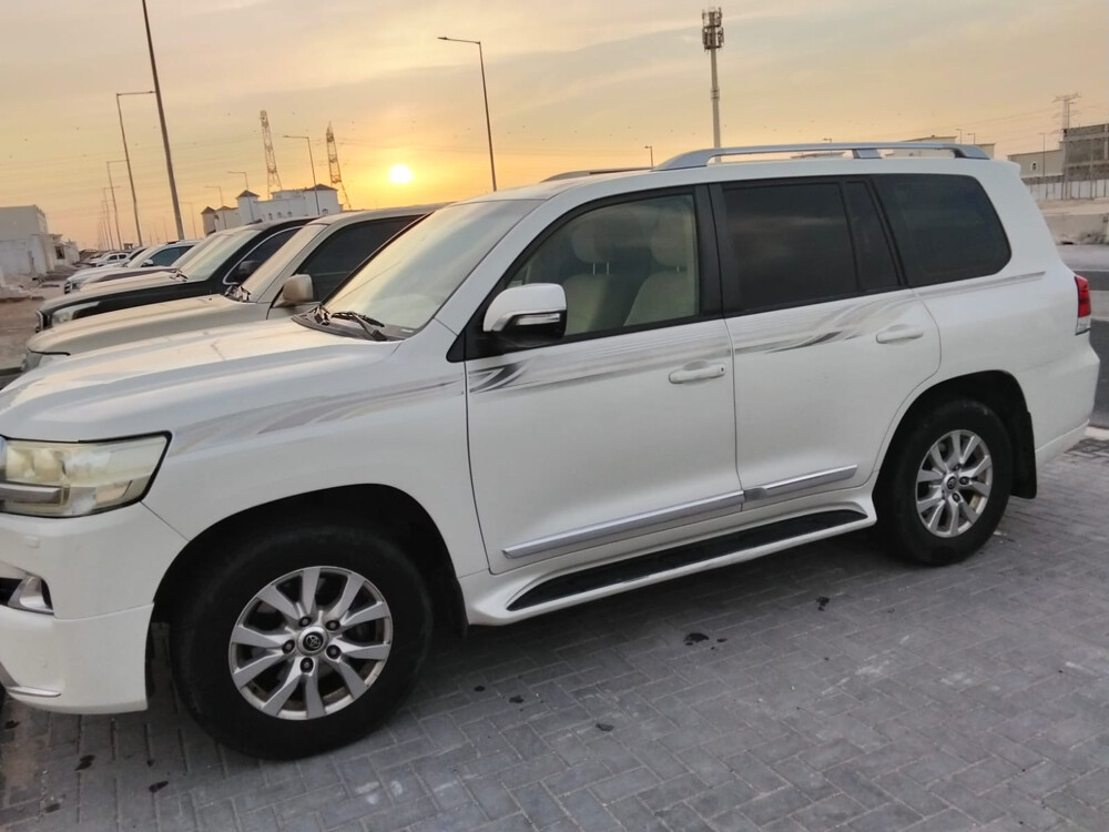 لاندكروزر جي اكس آر  - 5