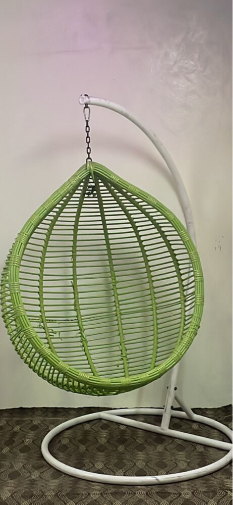 hanging chair - 1