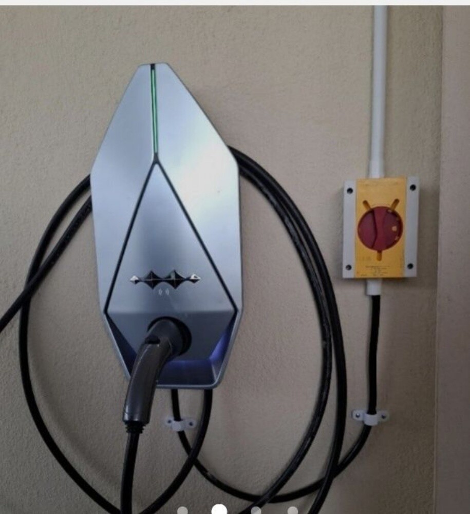 byd rox tesla charge installation - 6