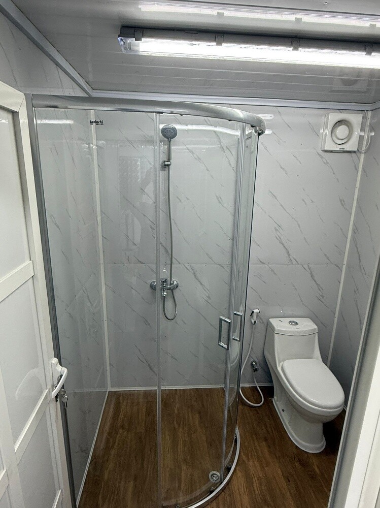 Caravans kitchin Toilet - 5
