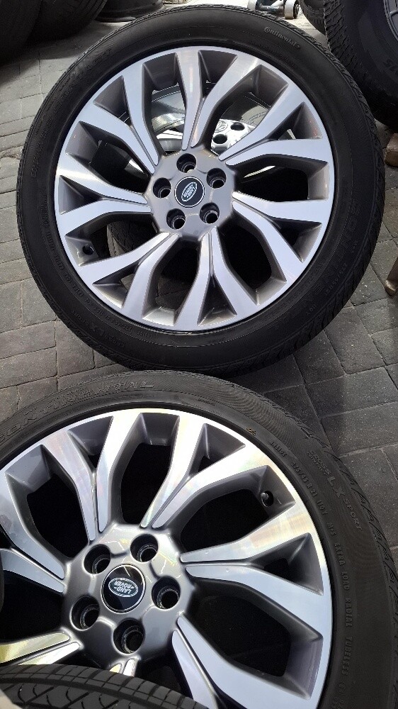 Range Rover rim size 21" - 2