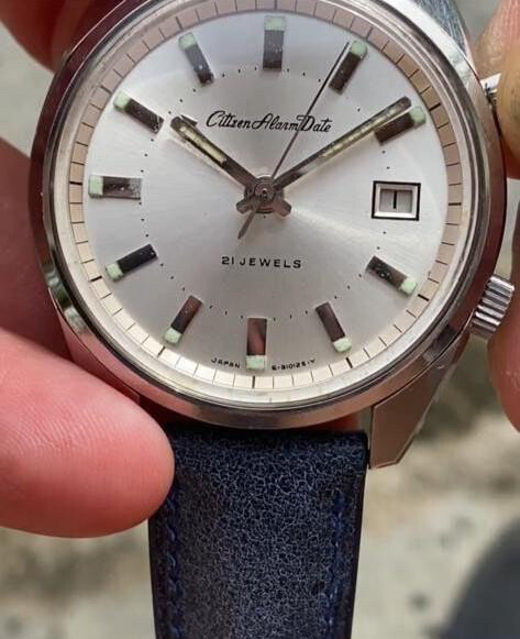 Old vintage Watches  - 17