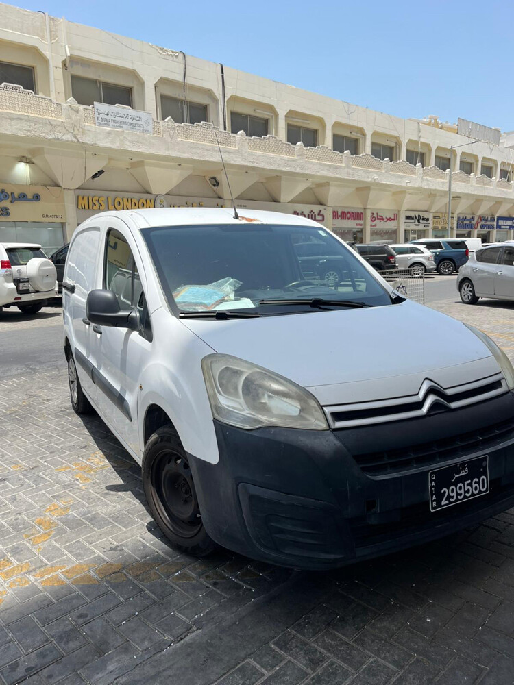 فان سيتروين للبيع بحالة جيدة - 1