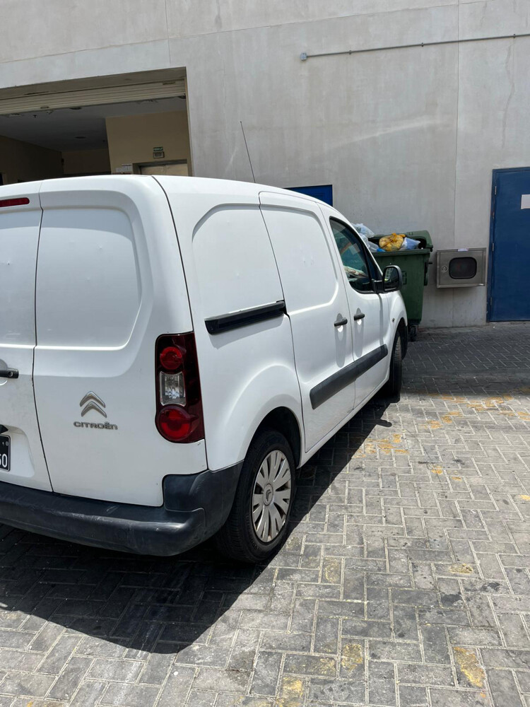 فان سيتروين للبيع بحالة جيدة - 2