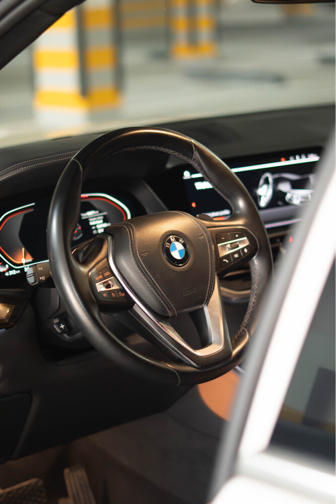 BMW X5 4.0i 2019 - 11