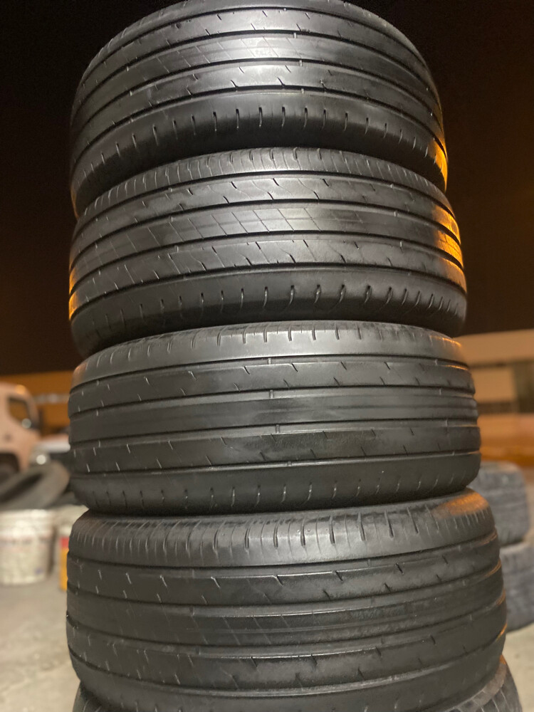 285/60/18 Good year call.30203371 - 6