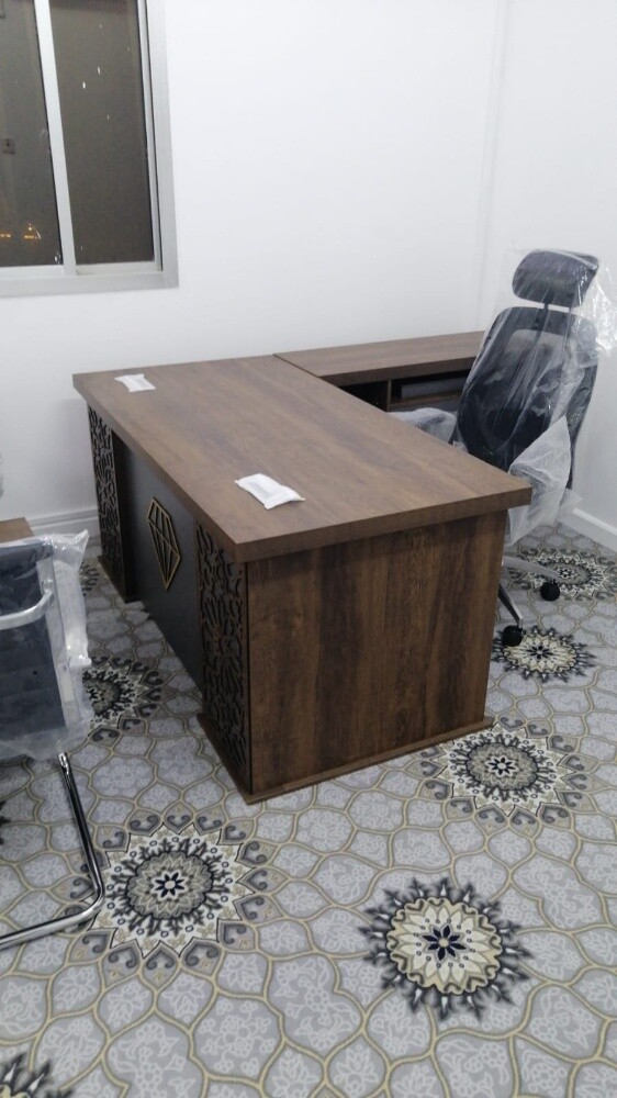 Manager Desk Set Promotion - 1