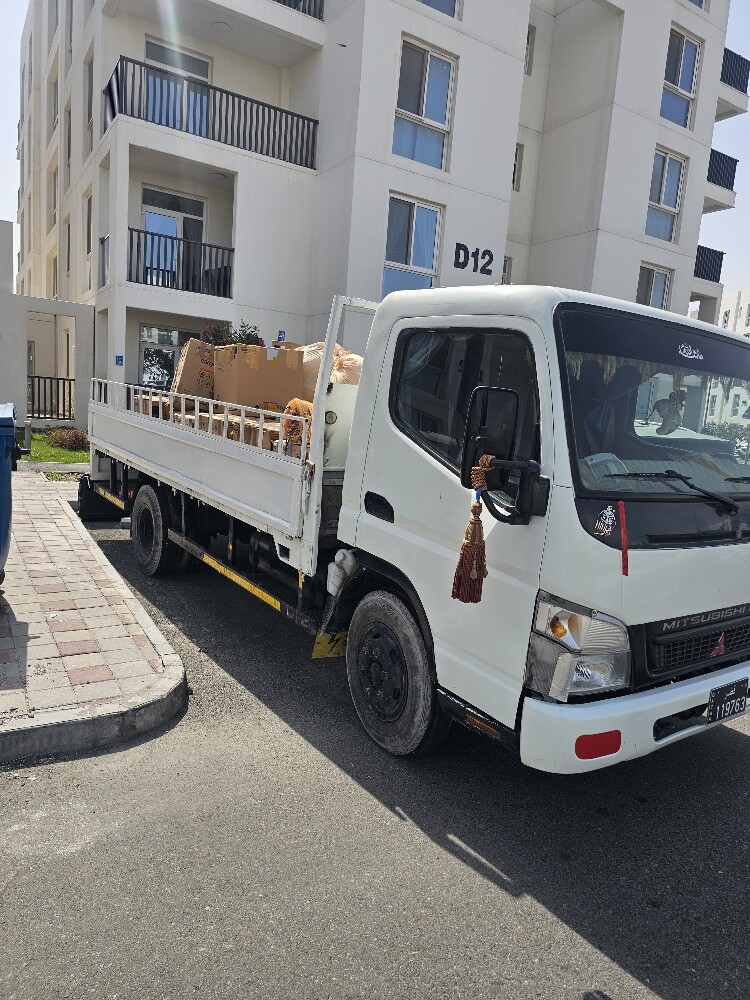 canter pickup for rent moving - 2
