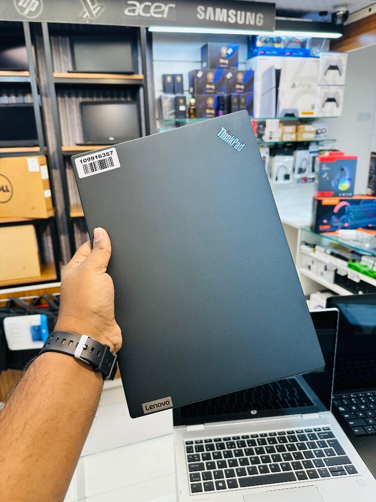 Lenovo Thinkpad X13 Gen 2 - 4