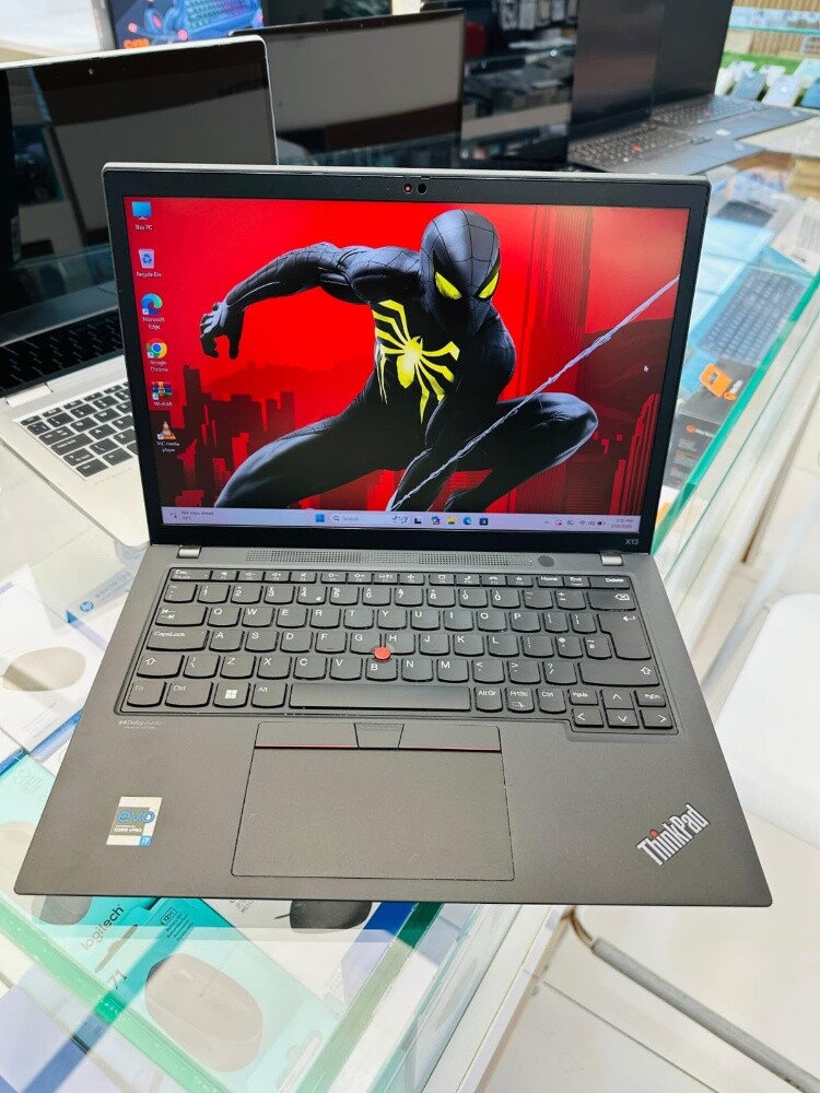 Lenovo Thinkpad X13 Gen 2 - 1