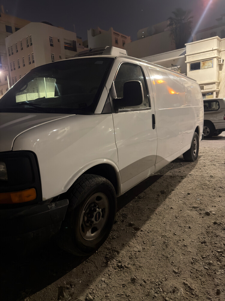 GMC SAVANA FOR SALE OR RENT - 1