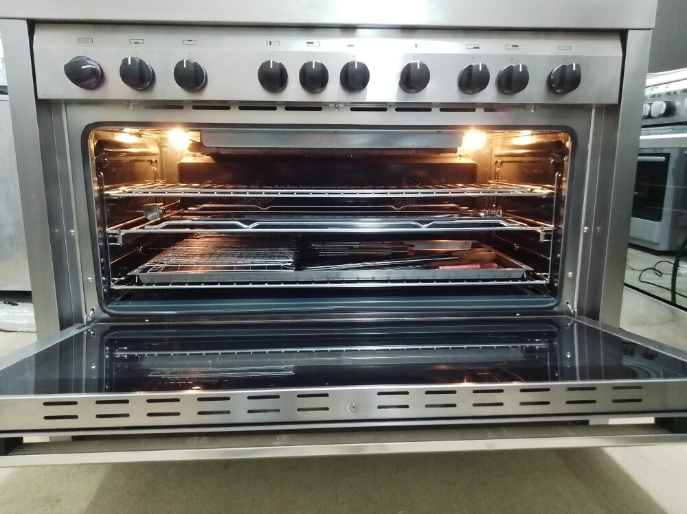 6 Burner Italian Stove Sale. - 3