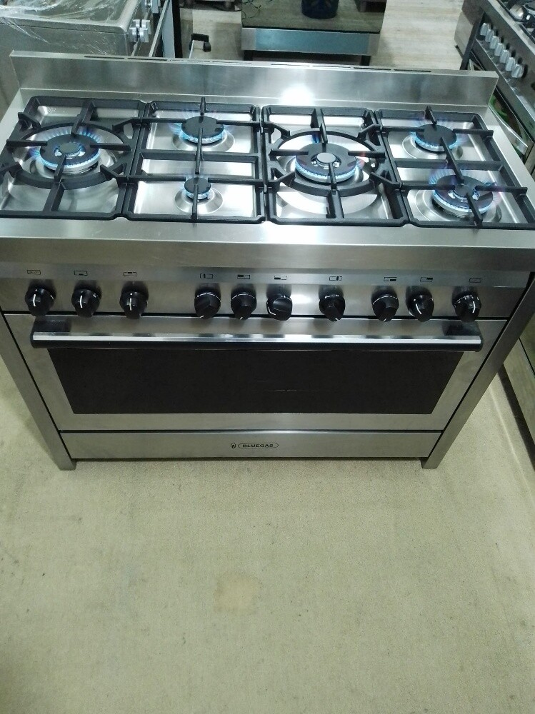 6 Burner Italian Stove Sale. - 1