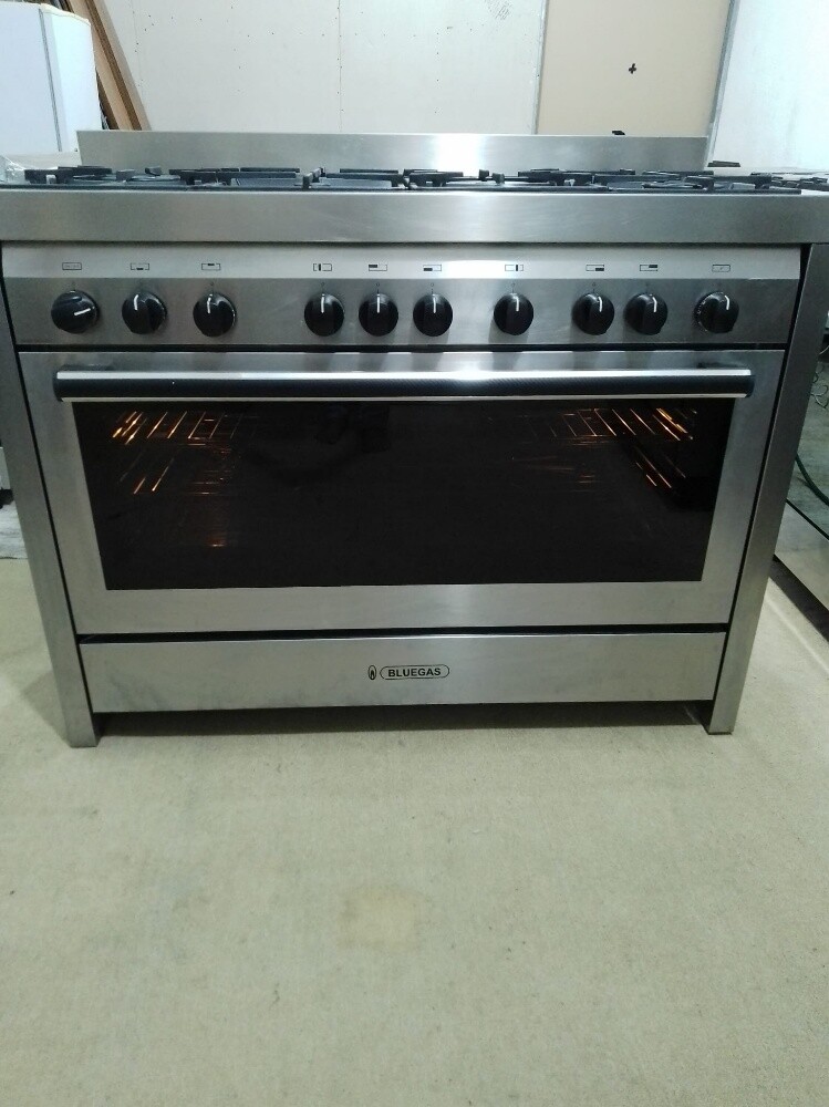 6 Burner Italian Stove Sale. - 5