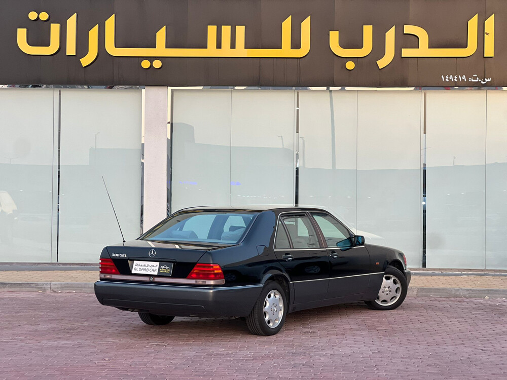 مرسيدس اس إيه ال300 - 5
