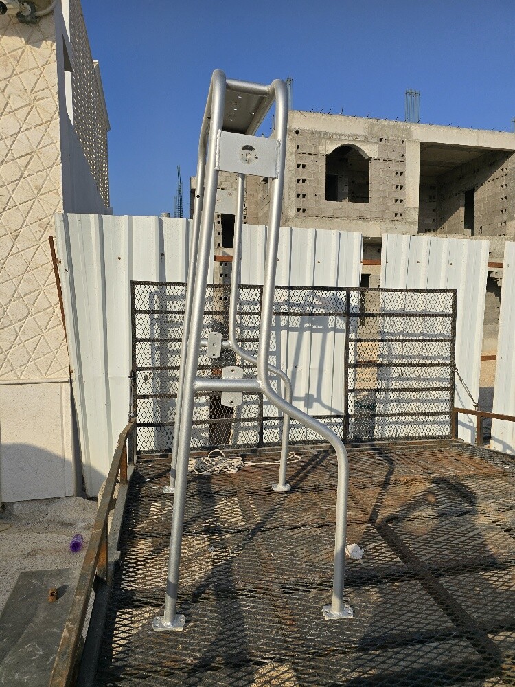 عرشه طراد - 2