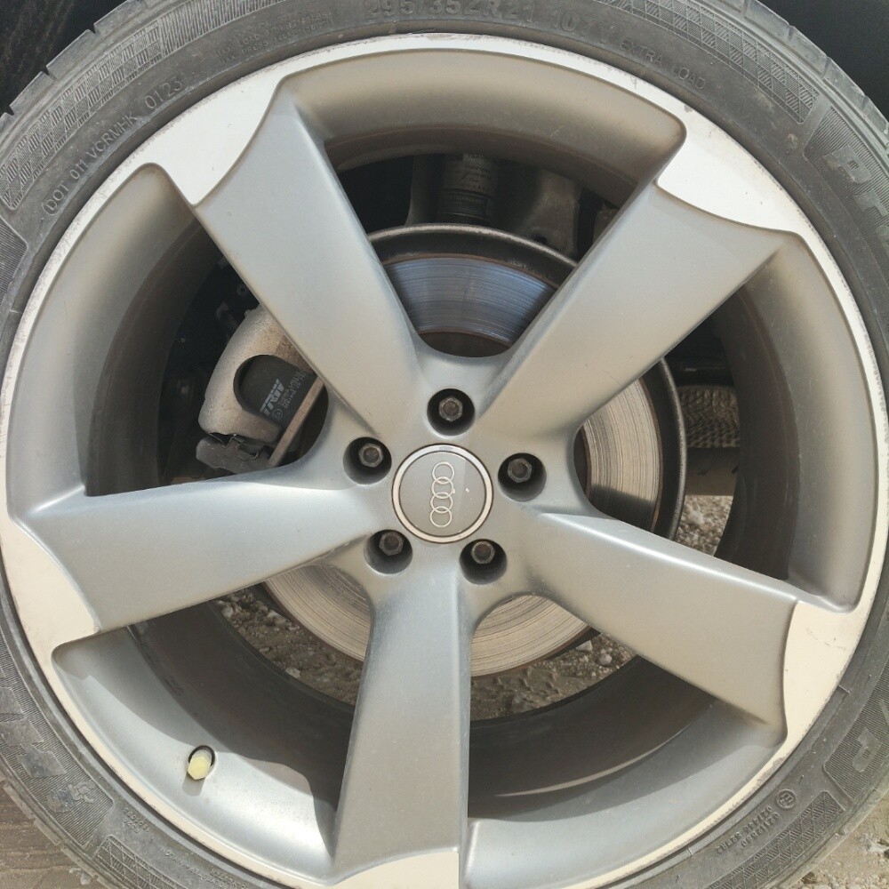 Audi A8 3.0. 2014 - 7