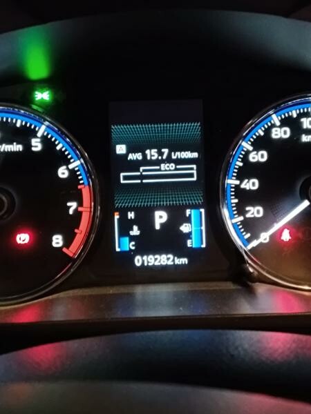 Mitsubishi Xpander 2024 First Owner - 12