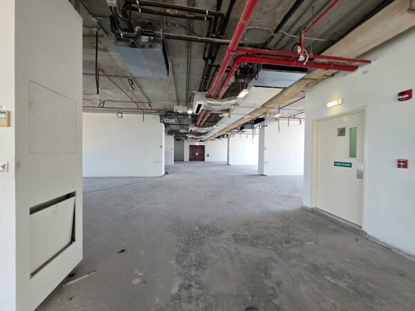 Brand-New Office Floors  in dafna - 5