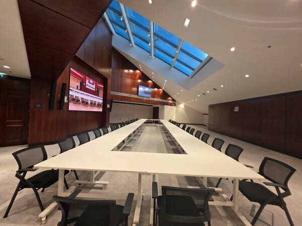 Brand-New Office Floors  in dafna - 8